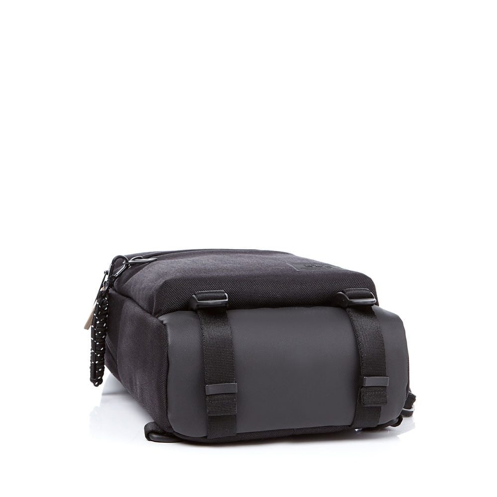 Bolso Onse Sling Black 4,28 Lts